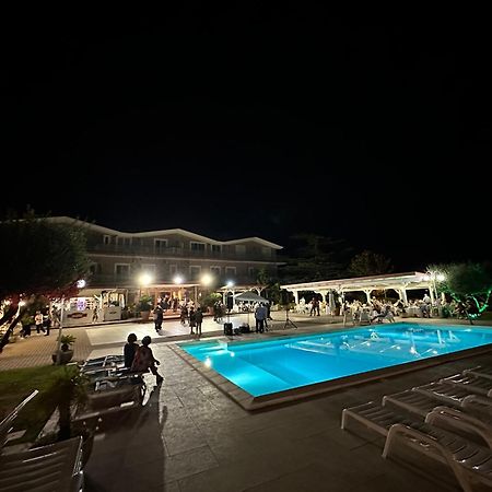Hotel Ristorante Paradiso Albanella Exterior foto
